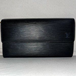 Vintage Louis Vuitton Epi Leather Black Sarah Wallet
